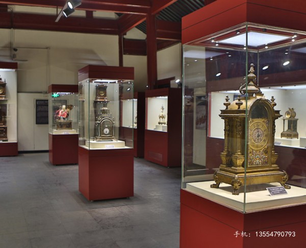 冷軋鋼烤漆博物館展柜-四面玻璃獨立柜